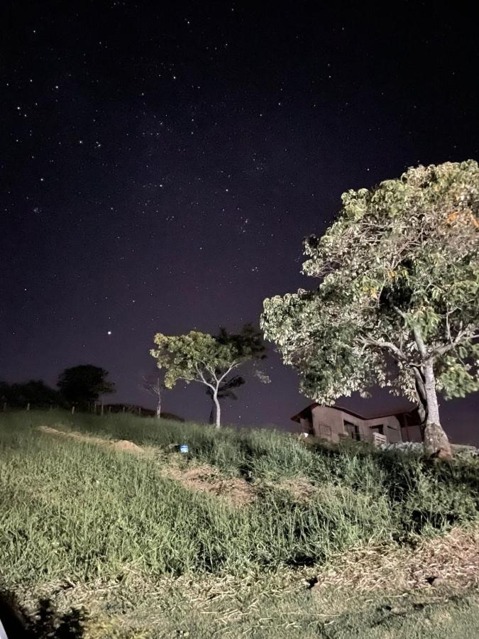 Chales Terras Altas กอนซัลวิซ ภายนอก รูปภาพ